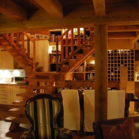 Chalet Chalet Les Capucines Bruson